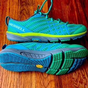 Merrell Sneaker, size 8